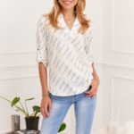 Airy shirt blouse with a cream and blue pattern 0493