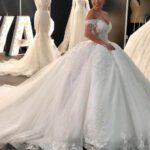 Luxury Beaded Lace Wedding Dresses 2021New Elegant Off Shoulder Tulle Bridal Wedding Gowns Sweetheart Princess Bridal Dress